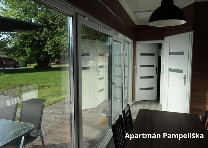 Semesterbostad Apartmany Stramberk
